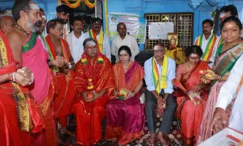 భక్త జనసంద్రమైన కోటిలింగాల