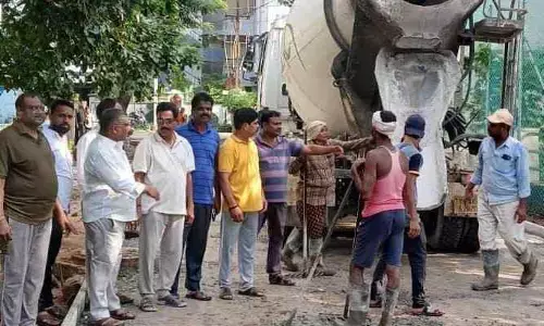 పనుల్లో నాణ్యత ప్రమాణాలు పాటించాలి