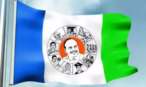 వైసీపీకి షాక్.. మాజీ మంత్రి కొడాలి నాని అనుచరుడు అరెస్ట్