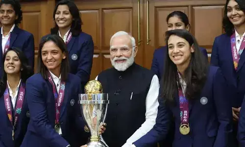 విశ్వవిజేతలను కలిసిన ప్రధాని.. ధైర్యం, పట్టుదల ప్రదర్శించారని కితాబు