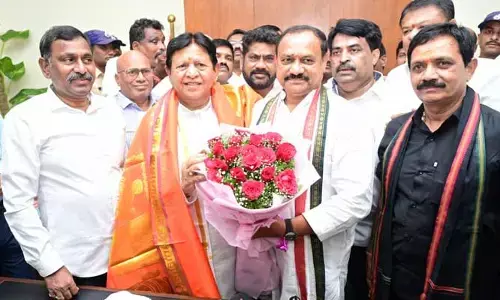 ప్రభుత్వ సలహాదారుగా బాధ్యతలు చేపట్టిన పి. సుదర్శన్​రెడ్డి