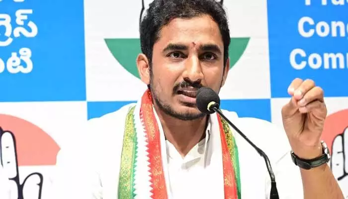 హరీష్ రావు చిల్లర రాజకీయాలు మానుకోవాలి : టీపీసీసీ మీడియా కమిటీ ఛైర్మన్ సామ రామ్మోహన్ రెడ్డి హరీష్ రావు చిల్లర రాజకీయాలు మానుకోవాలి : టీపీసీసీ మీడియా కమిటీ ఛైర్మన్ సామ రామ్మోహన్ రెడ్డి