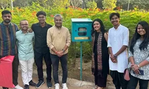 యువర్ రీడింగ్ సర్కిల్.. పార్కులే పుస్తక నిలయాలు