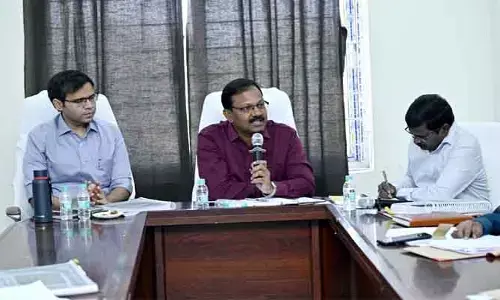 న‌గ‌ర స‌మ‌గ్ర‌ అభివృద్ధికి కృషి చేయాలి :  క‌లెక్ట‌ర్ టి.విన‌య్ కృష్ణారెడ్డి