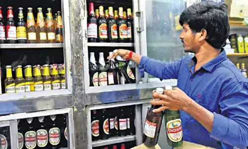 న్యూ ఇయర్ మత్తు.. హైదరాబాద్‌లో మద్యం అమ్మకాలు ఆల్‌టైం రికార్డు