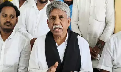 సుప్రీంకోర్టు న్యాయమూర్తి పై దాడి అంటే దేశ స్వాతంత్రం పై దాడి చేసినట్టే : మంద‌కృష్ణ మాదిగ