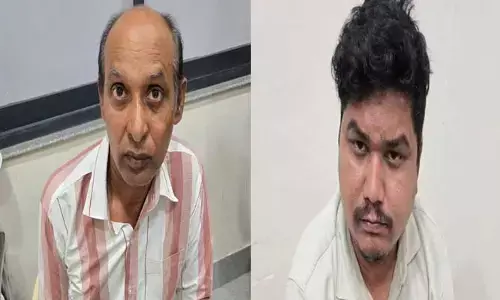 ఏసీబీ అధికారుల వ‌ల‌లో మ‌రో సివిల్ స‌ప్లై అధికారి..!