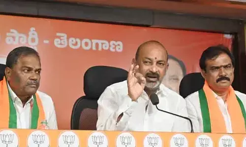 గోపీనాథ్ మరణంపై అనుమానాలున్నాయి.. బండి సంజయ్ హాట్ కామెంట్స్