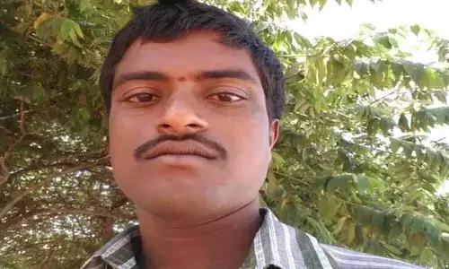 అప్పుల బాధతో వ్యక్తి ఆత్మహత్య