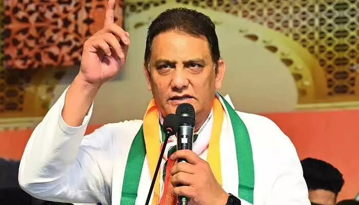 రాజకీయం అంటే రాజకీయమే.. మంత్రి మహ్మద్ అజారుద్దీన్ కీలక వ్యాఖ్యలు రాజకీయం అంటే రాజకీయమే.. మంత్రి మహ్మద్ అజారుద్దీన్ కీలక వ్యాఖ్యలు