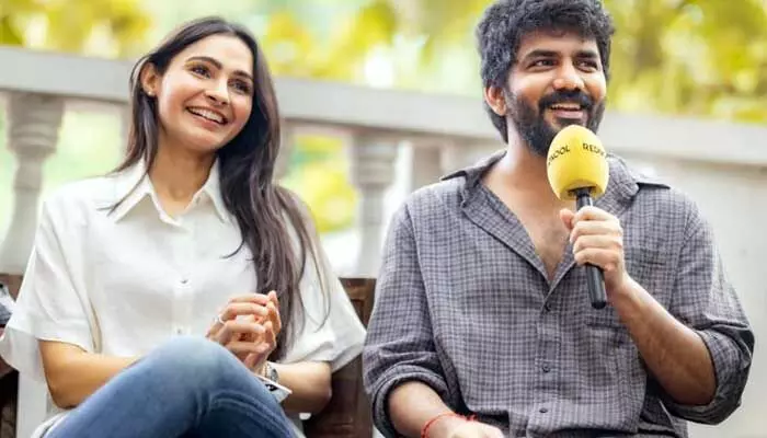 సినిమాలో మంచి వ్యక్తులు లేరు.. ఈ చెత్త నుంచి మీరు ఉత్తమమైనదాన్ని కనుగొనాలి.. మాస్క్ మూవీపై హీరోయిన్ కామెంట్ సినిమాలో మంచి వ్యక్తులు లేరు.. ఈ చెత్త నుంచి మీరు ఉత్తమమైనదాన్ని కనుగొనాలి.. మాస్క్ మూవీపై హీరోయిన్ కామెంట్