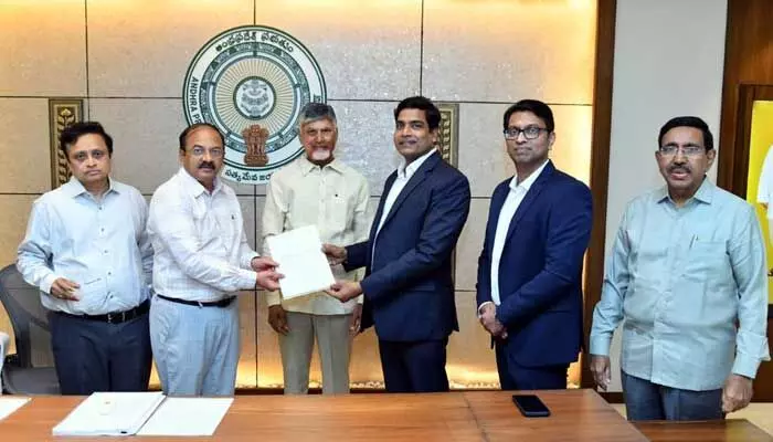 అమరావతి నిర్మాణానికి రూ.7,500 కోట్ల రుణం మంజూరు అమరావతి నిర్మాణానికి రూ.7,500 కోట్ల రుణం మంజూరు