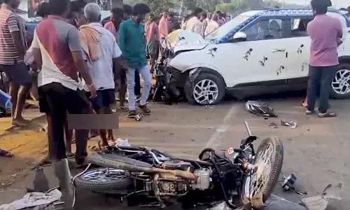 అదుపుతప్పి ఆరుగురిని ఢీకొట్టిన కారు.. స్పాట్‌లోనే ముగ్గురు దుర్మరణం
