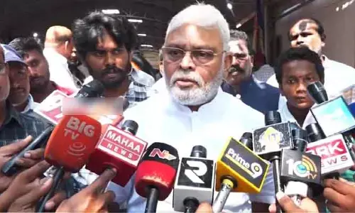 రెడ్ బుక్‌కు నేనే కాదు.. నా కుక్క కూడా భయపడదు: మాజీ మంత్రి అంబటి రాంబాబు