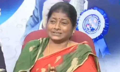 ఎమ్మెల్యే టికెట్ కోసం రూ.7కోట్లు ఇచ్చాం.. మహిళ ఆవేదన
