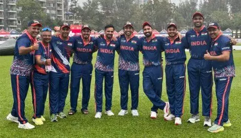 Hong Kong Sixes : భారత్కు షాక్.. ఒకే రోజు మూడు మ్యాచ్ల్లో ఓటమి Hong Kong Sixes : భారత్కు షాక్.. ఒకే రోజు మూడు మ్యాచ్ల్లో ఓటమి