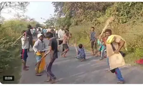 Khanapur : జెట్టక్క వెళ్లిపో.. లక్ష్మీదేవిరా..