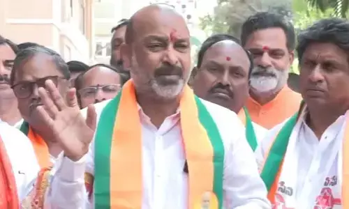 రాముడి వారసులు కావాలా? ఔరంగజేబు వారుసులు కావాలా? జూబ్లీహిల్స్ ప్రజలు తేల్చుకోండి: బండి సంజయ్