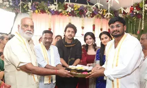 ఘనంగా ప్రారంభమైన ‘ఇరువురు భామల కౌగిలిలో’ సినిమా.. గెస్ట్‌గా స్టార్ డైరెక్టర్