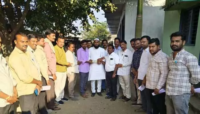 జర్నలిస్టుల హక్కుల సాధనే ప్రధాన లక్ష్యం : టీయూడబ్ల్యూజే జిల్లా అధ్యక్షుడు అబ్దుల్ రహమాన్ జర్నలిస్టుల హక్కుల సాధనే ప్రధాన లక్ష్యం : టీయూడబ్ల్యూజే జిల్లా అధ్యక్షుడు అబ్దుల్ రహమాన్