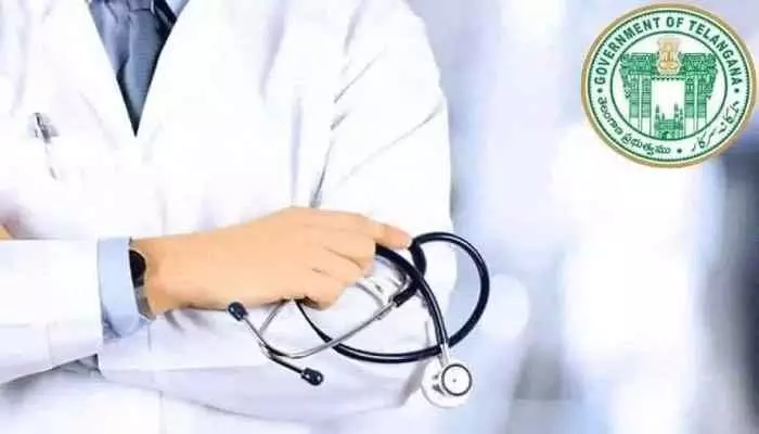 పెద్దపల్లి జిల్లా నందిమేడారంలో వైద్యాధికారి లీలలు పెద్దపల్లి జిల్లా నందిమేడారంలో వైద్యాధికారి లీలలు