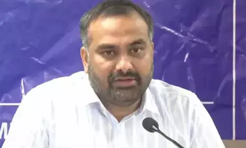 జూబ్లీహిల్స్‌లో పోలింగ్ ప్రశాంతంగా జరుగుతోంది.. జిల్లా ఎన్నికల అధికారి ఆర్వీ కర్ణన్
