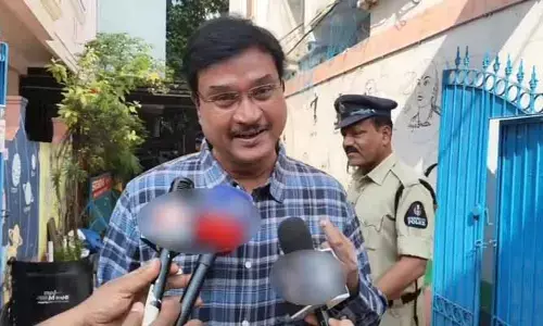 జూబ్లీహిల్స్ ఉప ఎన్నికలు.. ఓటు వేసిన హైడ్రా కమిషనర్ రంగనాథ్