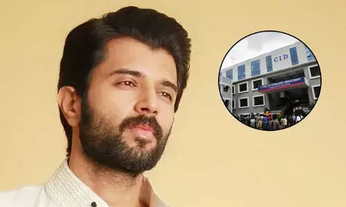CID కార్యాలయంలో హీరో విజయ్ దేవరకొండ