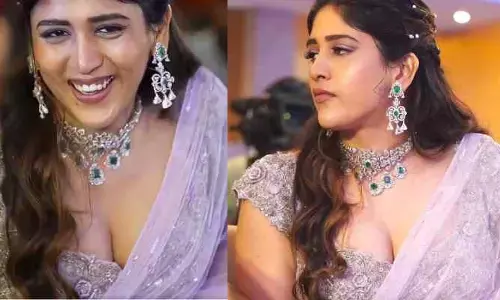 Chandini Chowdary: తెగించిన హీరోయిన్..బోల్డ్ అందాల‌తో రెచ్చిపోయిందిగా!