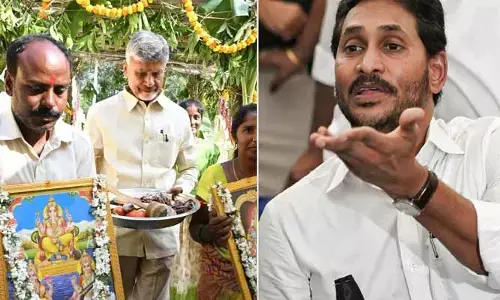 చంద్రబాబు దర్శకత్వంలో “క్రెడిట్‌ చోరీ స్కీమ్’’ చాలా బాధాకరం: మాజీ సీఎం జగన్