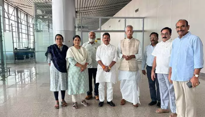 కేరళ పర్యటనకు రైతు కమిషన్ బృందం కేరళ పర్యటనకు రైతు కమిషన్ బృందం
