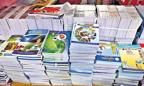 రాష్ట్రంలో మరింత ఆలస్యంగా టెక్ట్స్ బుక్స్