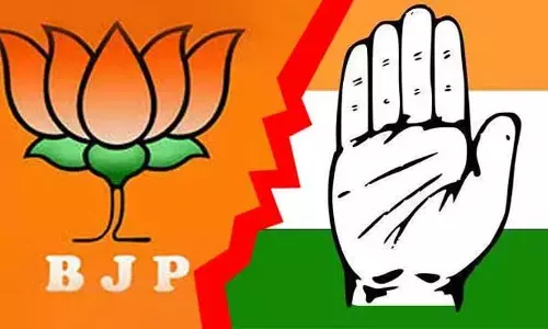కాంగ్రెస్‌కు బిగ్ షాక్.. బీజేపీలో చేరిన 12 మంది కౌన్సిలర్లు