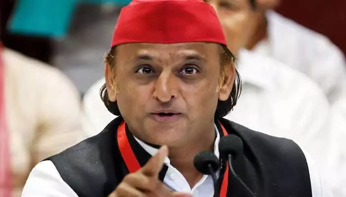 బిహార్లో దారుణ ఓటమి.. ఎస్పీ అధినేత అఖిలేశ్ యాదవ్ షాకింగ్ రియాక్షన్ బిహార్లో దారుణ ఓటమి.. ఎస్పీ అధినేత అఖిలేశ్ యాదవ్ షాకింగ్ రియాక్షన్