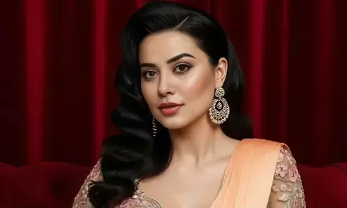 Sonali Sona : శారీలో సోనాలి సోనా హాట్ & గ్లామరస్ లుక్