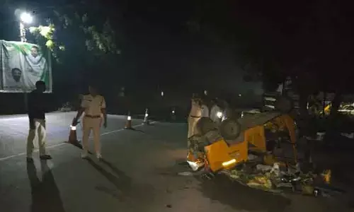 Nellore | నందవరం కూడలి వద్ద ఘోర రోడ్డు ప్రమాదం