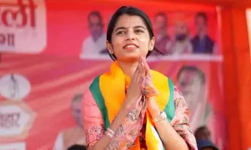 దేశ రాజకీయాల్లో సరికొత్త చరిత్ర సృష్టించిన మైథిలి ఠాకూర్