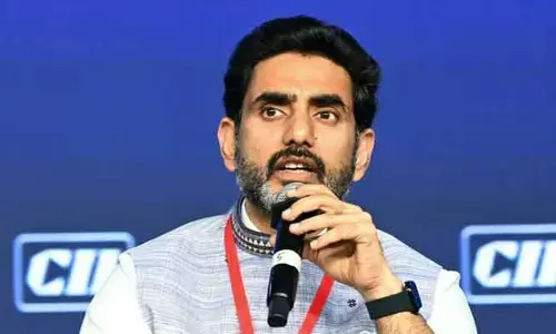 మాస్టారూ ... మీరు గ్రేట్: గంగాధర్‌కు మంత్రి లోకేష్ అభినందనలు