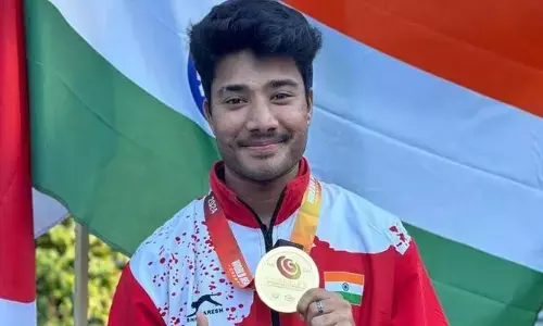తెలంగాణ షూటర్ ధనుష్ శ్రీకాంత్‌కు భారీ నజరానా ప్రకటించిన ప్రభుత్వం
