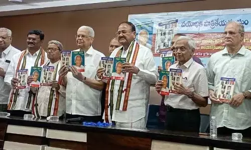 ఆ పరిణామాలన్నీ కళ్ళముందు కదలాడాయి: వెంకయ్య నాయుడు