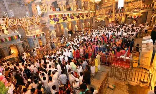 TG: యాదాద్రి ఆలయానికి రికార్డు స్థాయిలో ఆదాయం