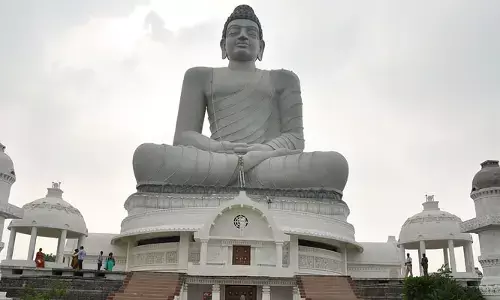 వెంటనే మొదలు పెట్టండి.. ఏపీ రాజధాని అమరావతిపై రైతుల  సంచలన డిమాండ్