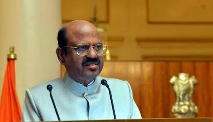 ఆయుధాల నిల్వల ఆరోపణలు.. బెంగాల్ రాజ్ భవన్ లో తనిఖీలు ఆయుధాల నిల్వల ఆరోపణలు.. బెంగాల్ రాజ్ భవన్ లో తనిఖీలు