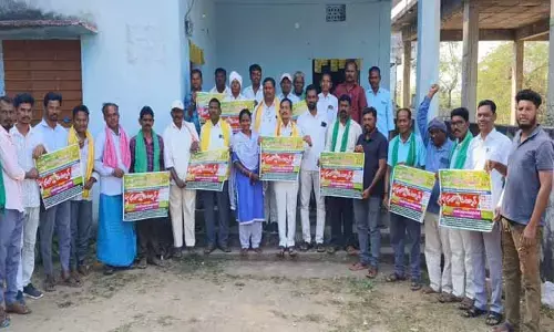 23న చలో ఉట్నూర్ సభను జయప్రదం చేయండి : ఆదివాసీ మండల అధ్యక్షులు  తిరుపతి