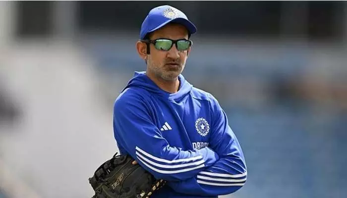 IND vs SA : రెండో టెస్టుకు అలాంటి పిచ్ కావాలని కోరిన గంభీర్ IND vs SA : రెండో టెస్టుకు అలాంటి పిచ్ కావాలని కోరిన గంభీర్