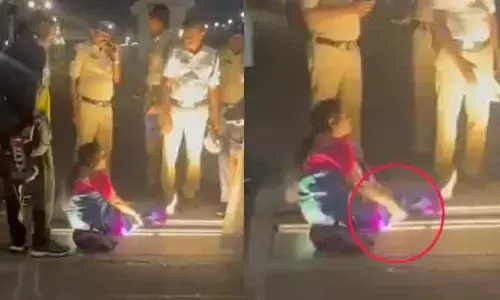 తెలంగాణ సచివాలయం అండర్‌ వెహికిల్‌ స్కానర్‌లో ఇరుక్కున్న మహిళా కాలు