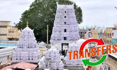 వేములవాడ ఆలయ ఉద్యోగులకు షాక్.. భారీగా అంతర్గత బదిలీలు
