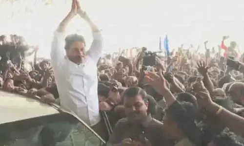 అక్రమాస్తుల కేసు.. CBI కోర్టులో విచారణకు హాజరైన మాజీ సీఎం జగన్
