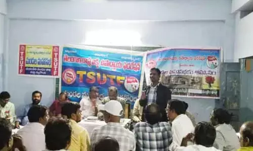 గురుకుల టీచ‌ర్ల స‌మ‌స్య‌ల‌ను ప‌రిష్క‌రించేలా యూనియ‌న్లు స‌హ‌క‌రించాలి : రాష్ట్ర ప్ర‌తినిధి కొండ్ర‌ప‌ల్లి శ్రీను