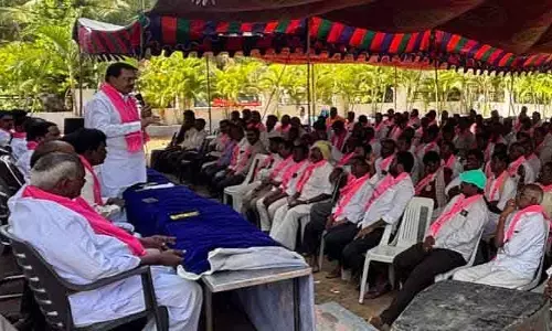 కేసీఆర్ పరిపాల‌న‌లో ప్ర‌జ‌ల చెంత‌కే పాల‌న‌ : మాజీ మంత్రి నిరంజ‌న్ రెడ్డి